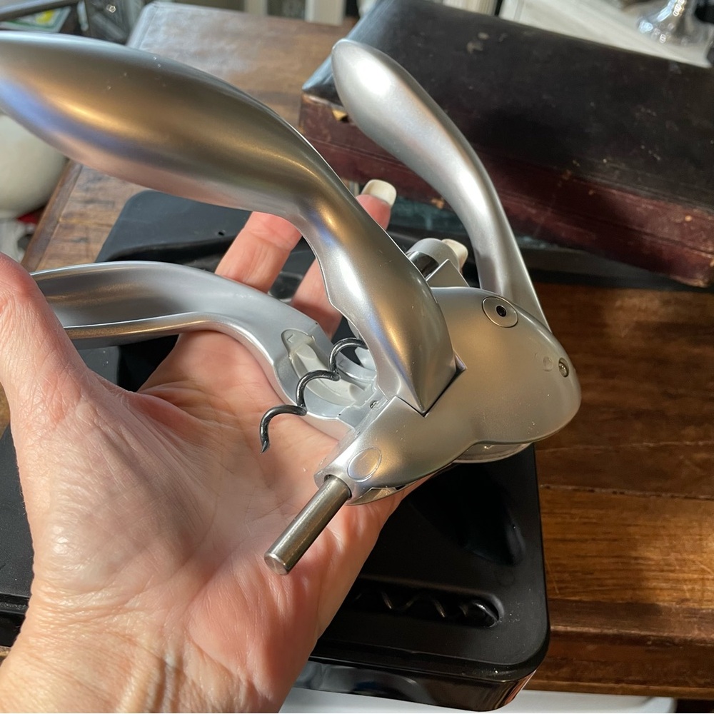 Houdini Rabbit corkscrew wine opener - Picture 3 of 7